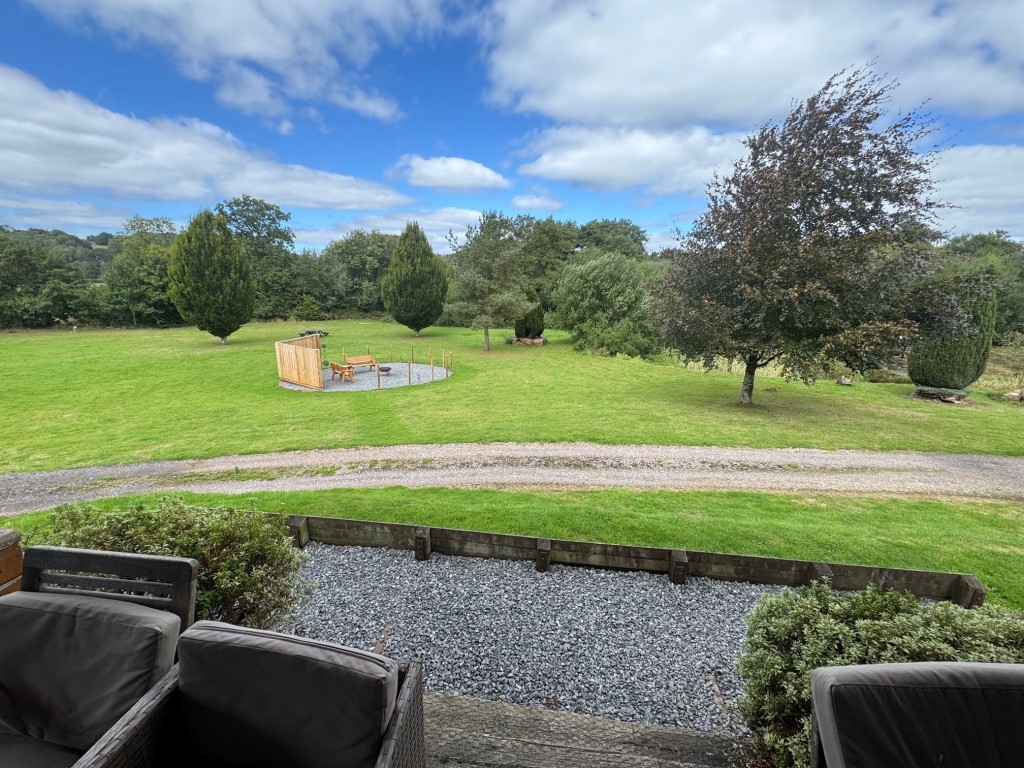 Lot: 71 - FREEHOLD TEN ACRE SITE WITH LAKES AND LODGES - View from Damsel Lodge veranda